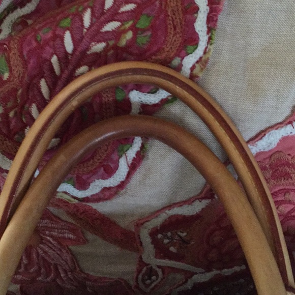 Authentic Louis Vitton Manhattan GM Handbag - Picture 4 of 8