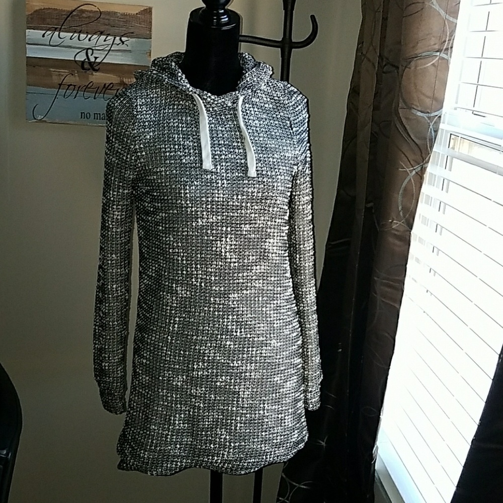 NWOT Fabletics knit hoodie