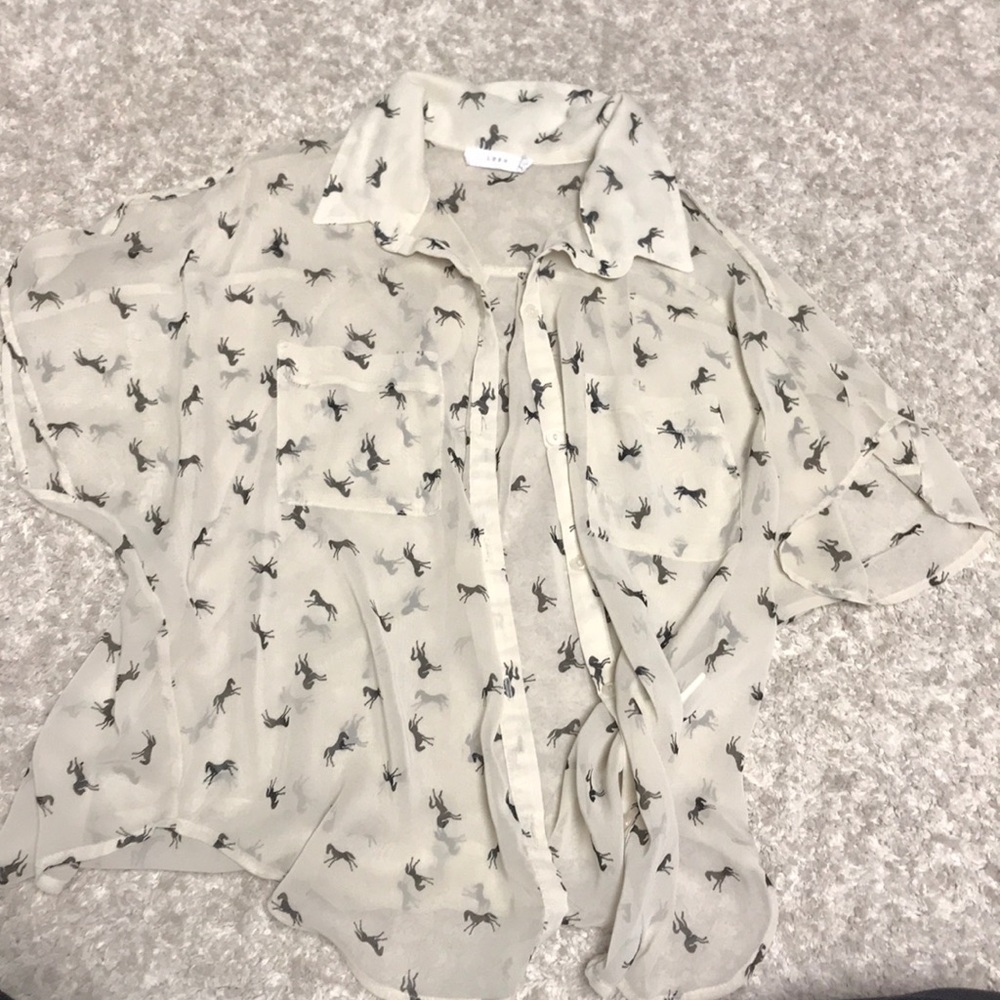 Sheer top with horses