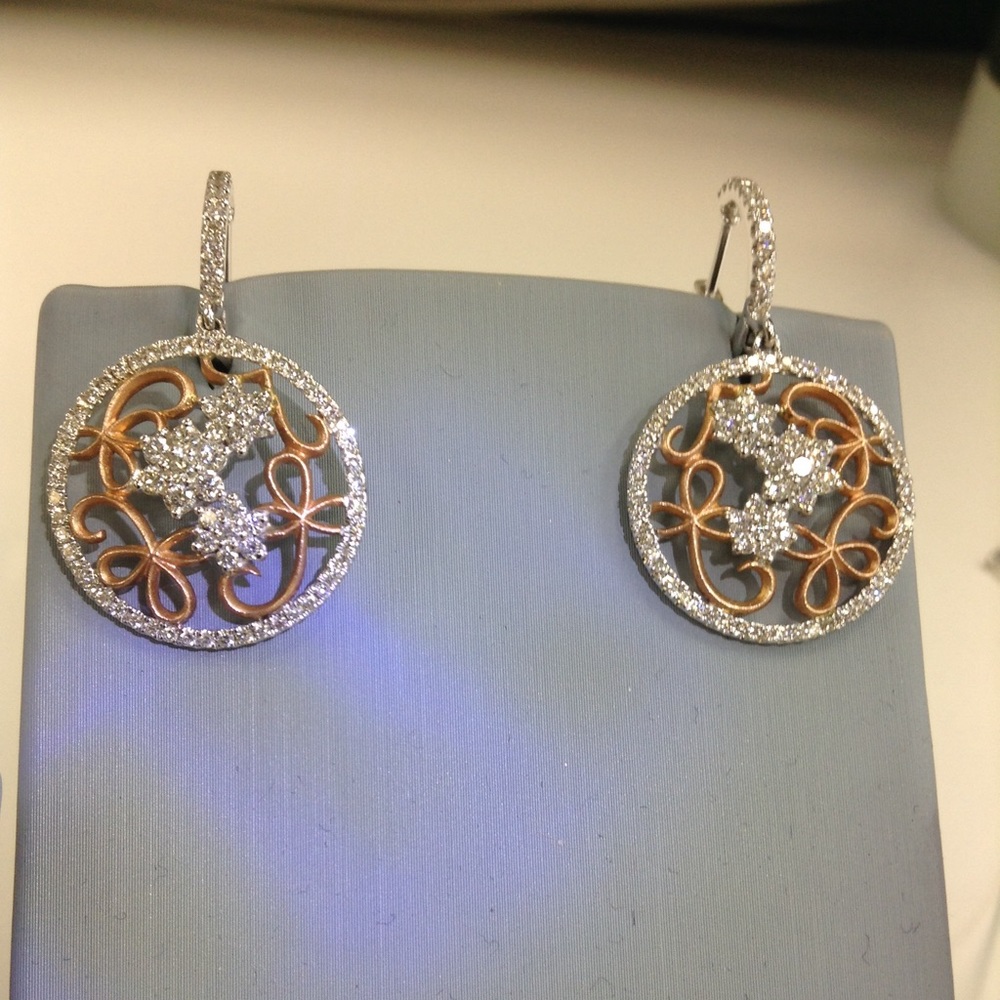 Beautiful 14 k gold Earrings ❤️