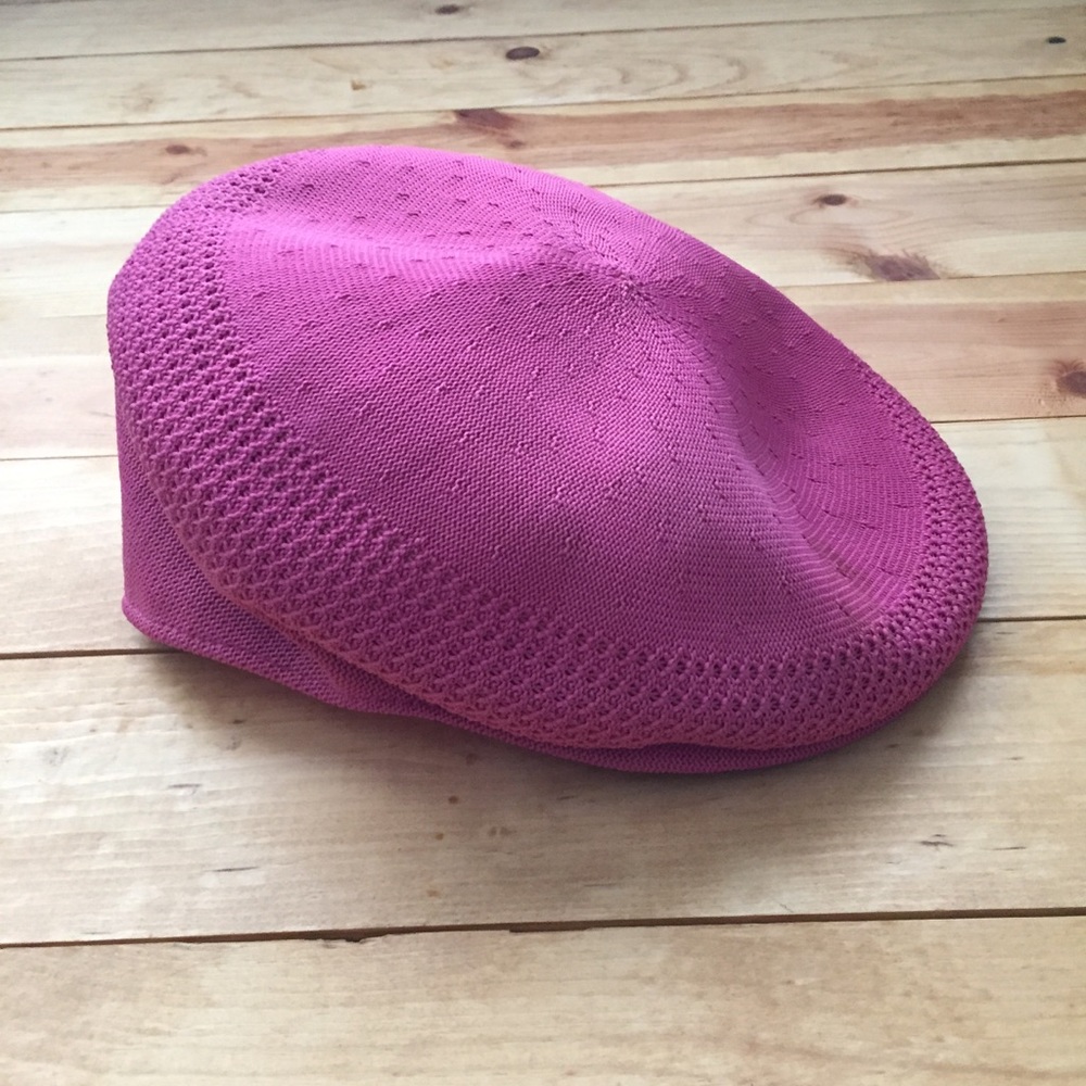 kangol • pink women’s cap, sz M
