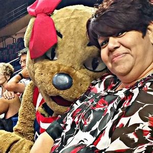 Meet your Posher, Alma