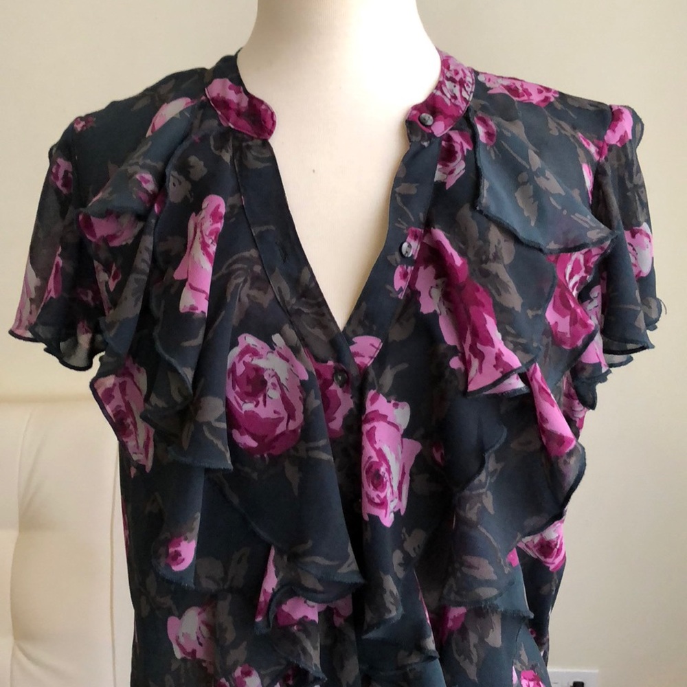Converse Floral blouse