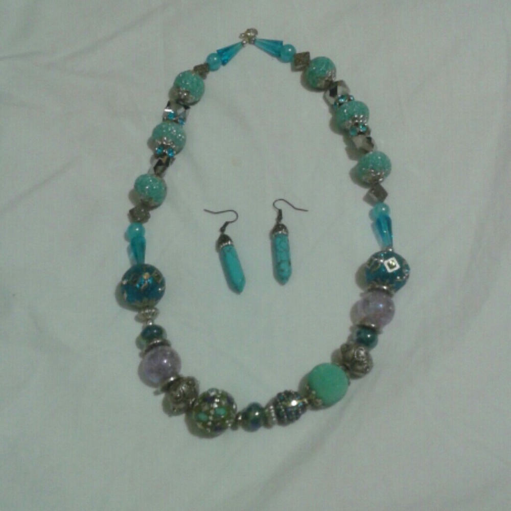 These are special necklaces  from Enola'z blessing