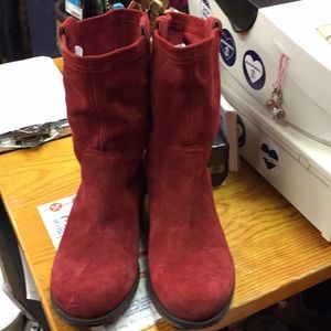 Red boots