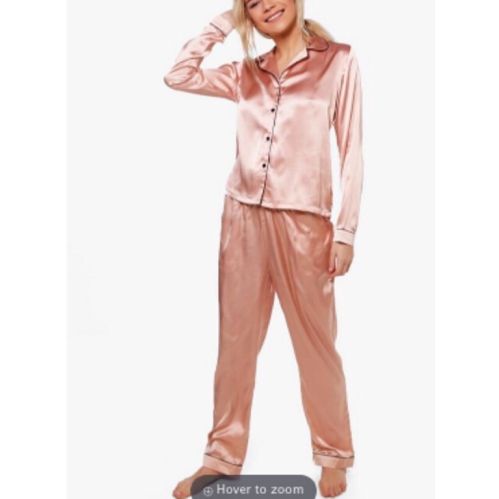 NWT Boohoo pajama set
