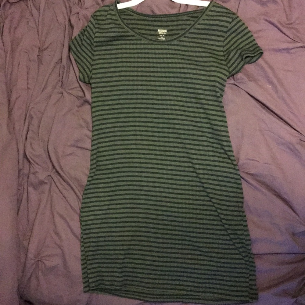 NWOT Mossimo ribbed striped T-shirt dress olive