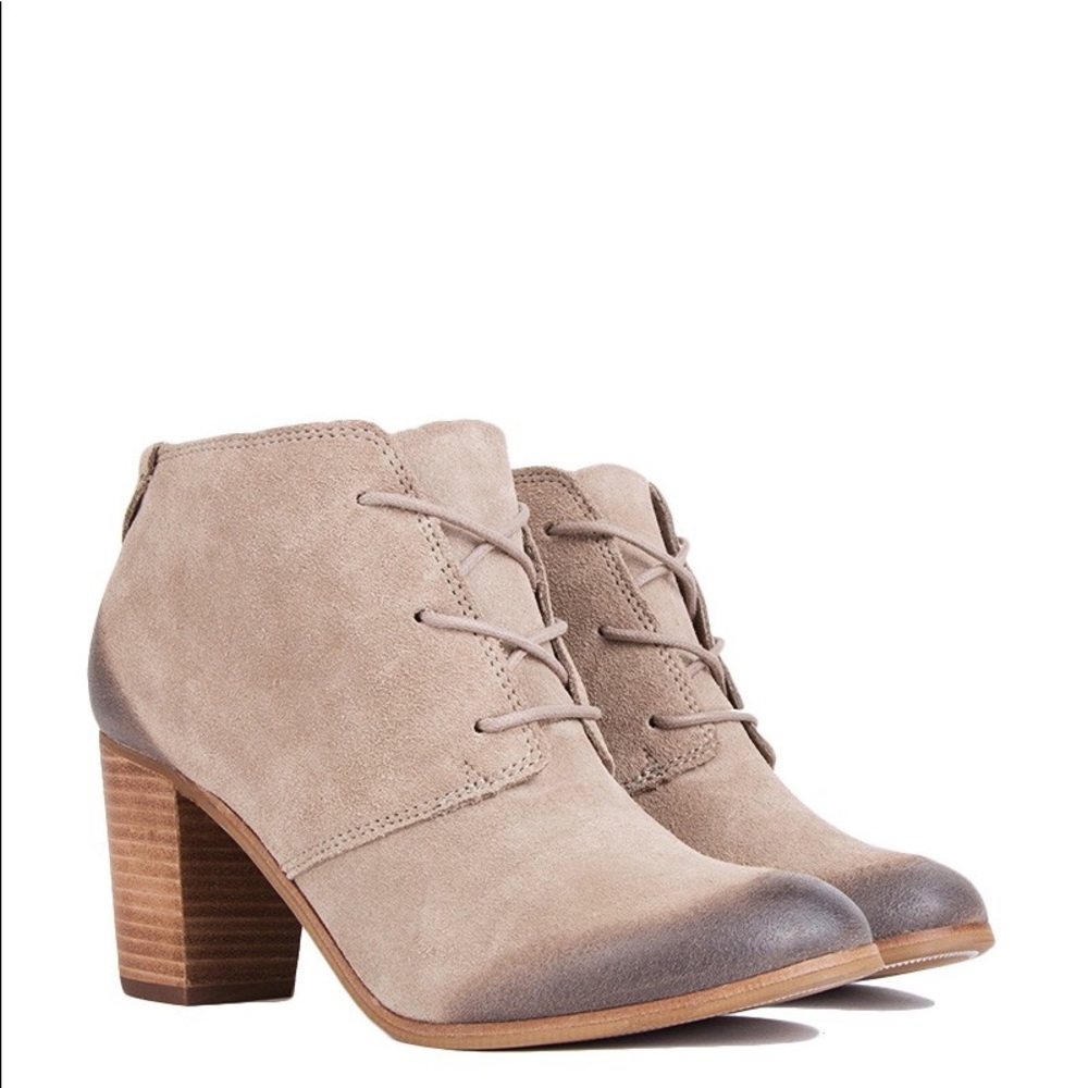 NWT Toms Natural Lunata Lace Up Booties