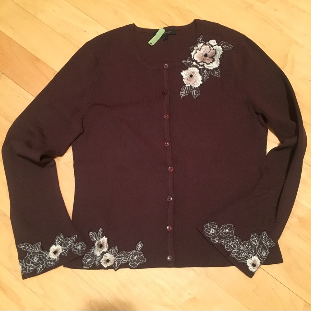 ✨BCBG✨ Chocolate Cardigan Floral Embroidered (L)