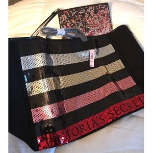 Victoria's Secret 2017 BLACK FRIDAY TOTE