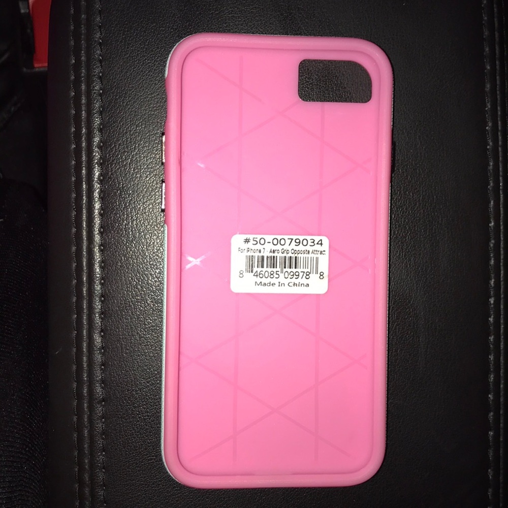 Phone case - Picture 2 of 5