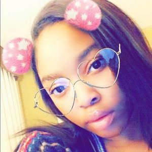 Meet your Posher, Katelyn