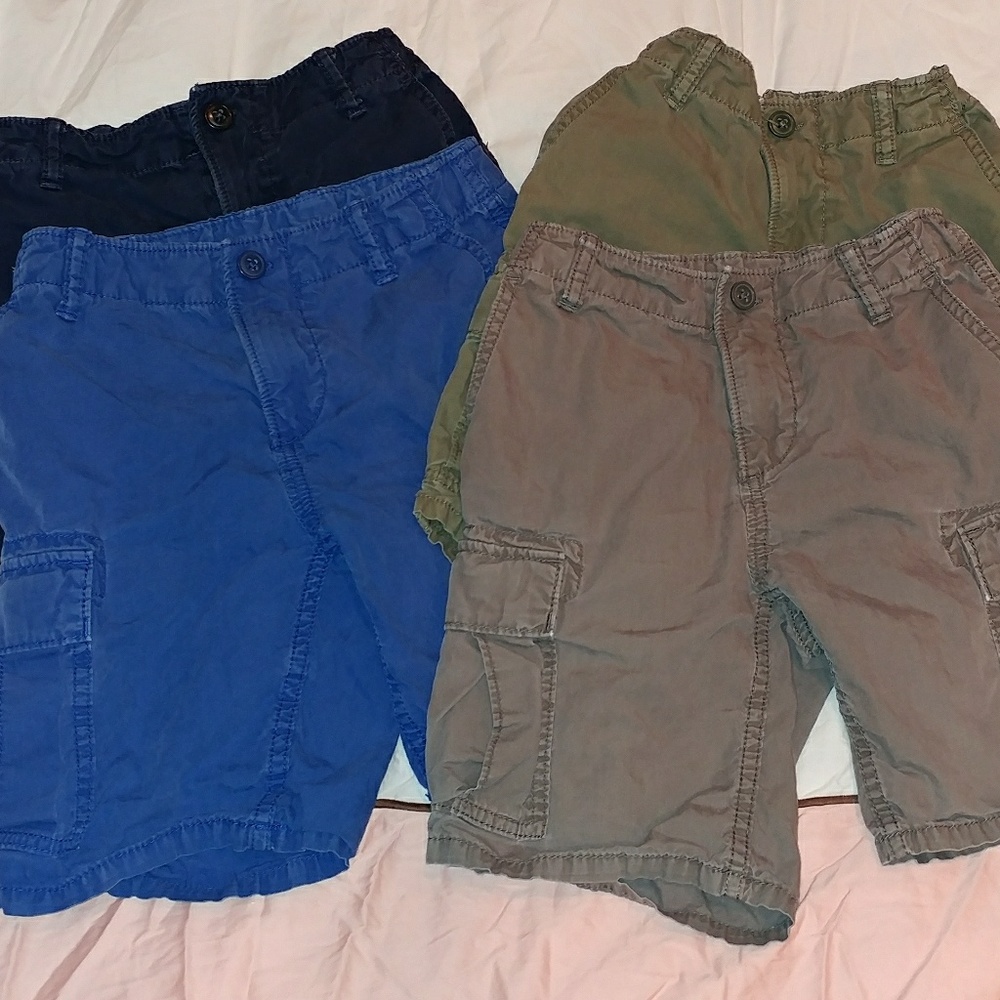 Gap Cargo shorts bundle size 7