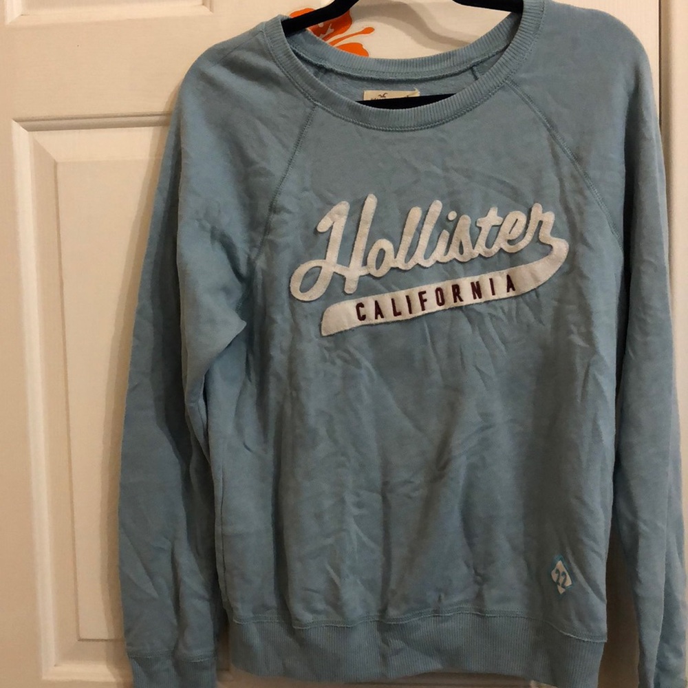 Hollister Crew Neck