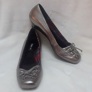 Style and co. Low Heels Women's Shoes Size 6.5M