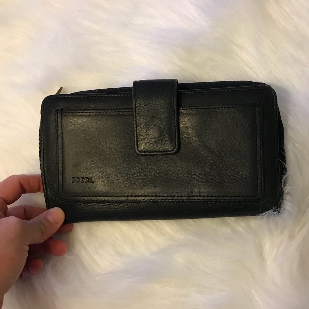 FOSSIL Wallet