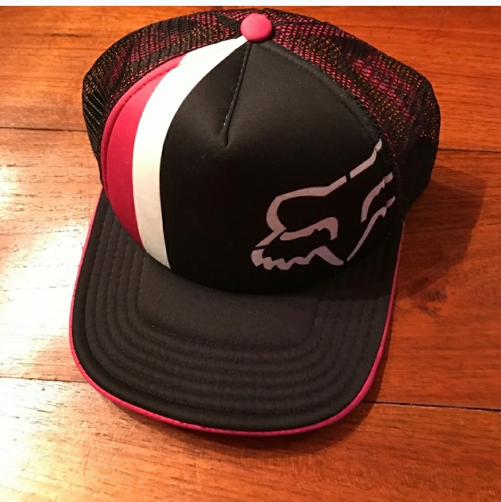 Fox trucker hat