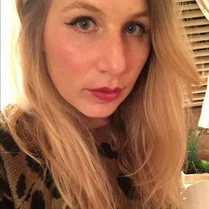 Meet your Posher, Nicole