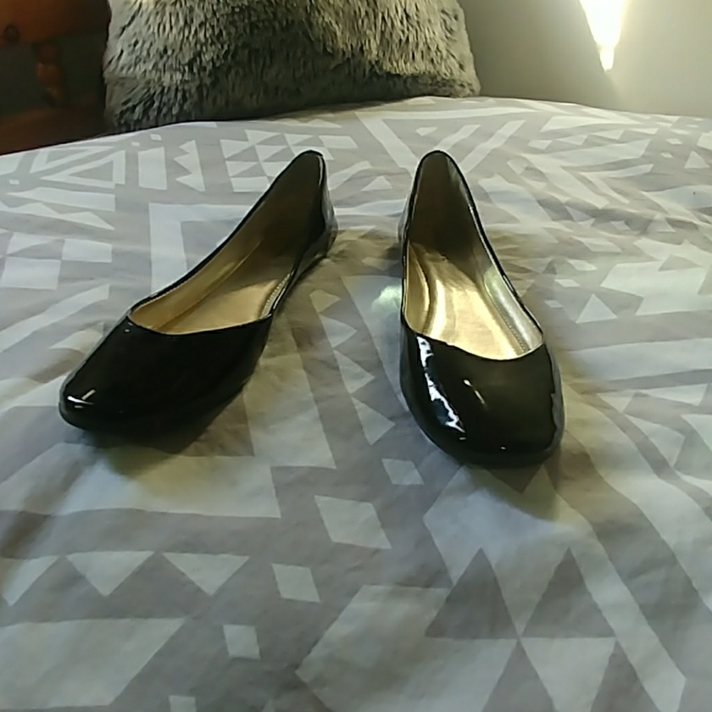 Xhilaration flats