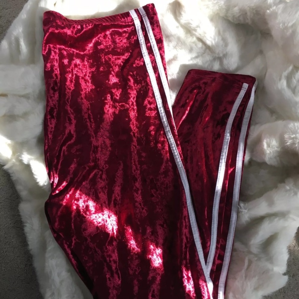 Red velvet crush leggings