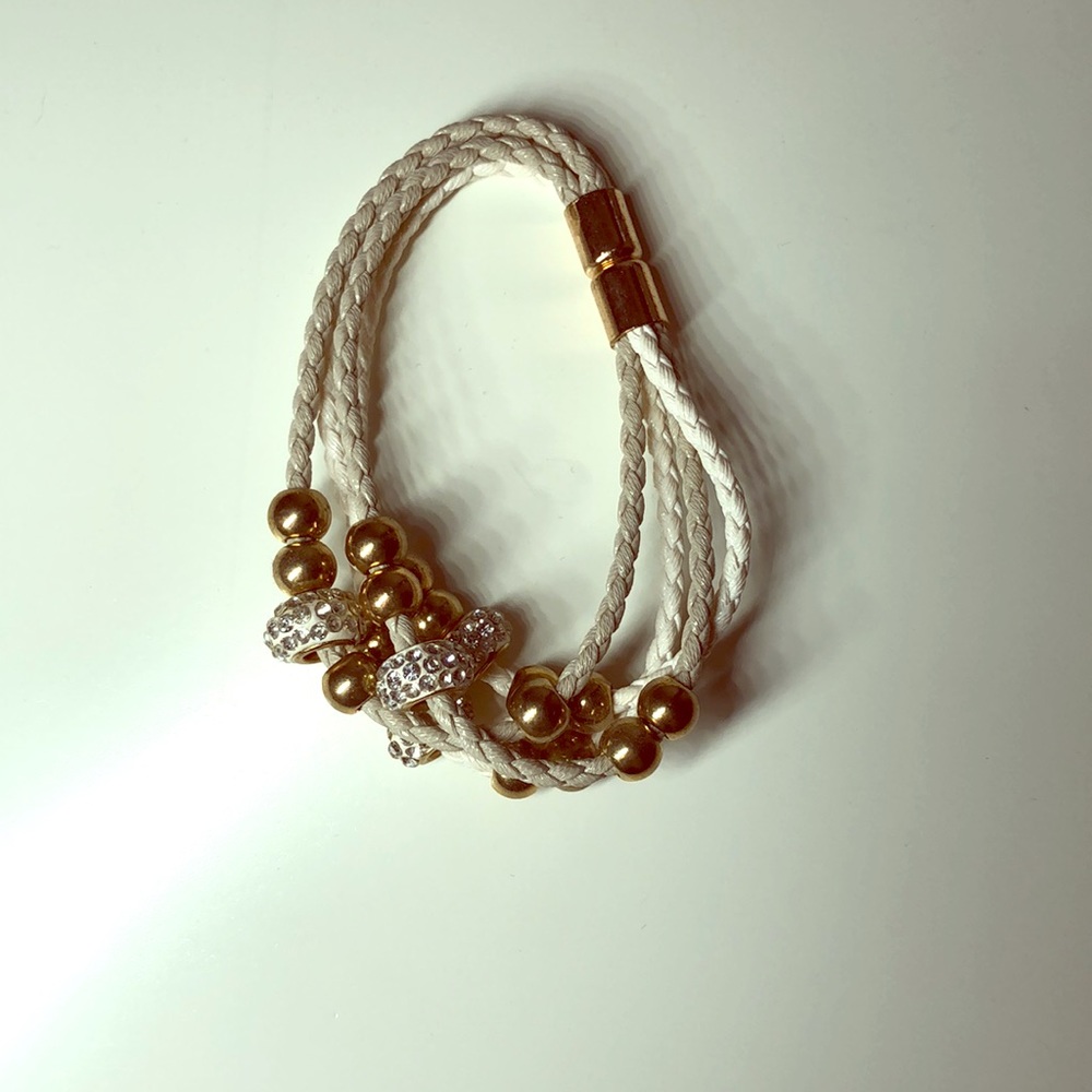 Magnetic bracelet