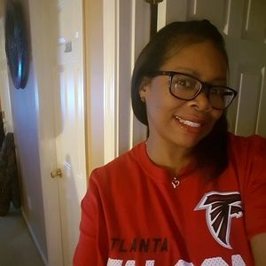 Meet your Posher, Edwina