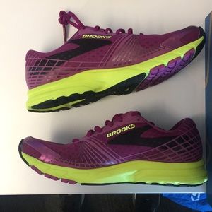 Brooks Launch 3