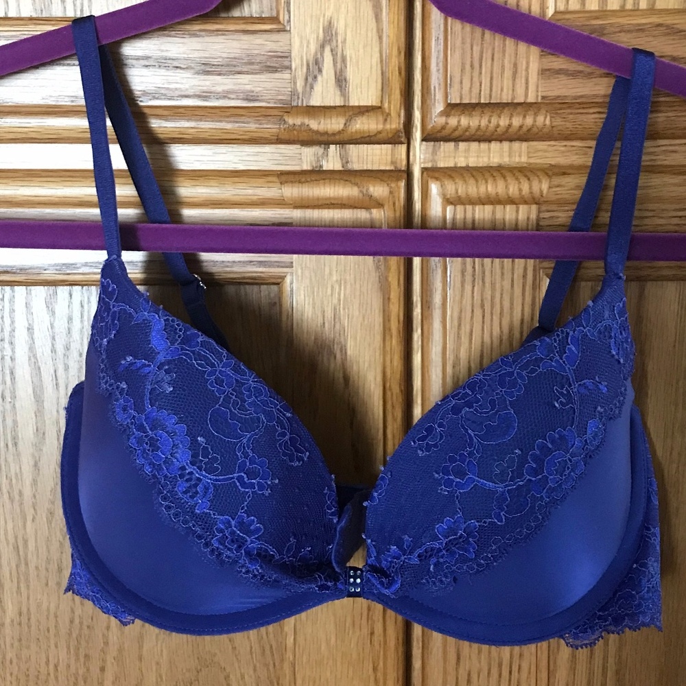 Victoria Secret 34C Royal Blue Bra w/lace