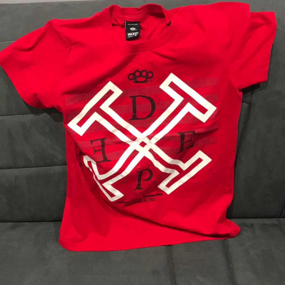 10.deep Tee