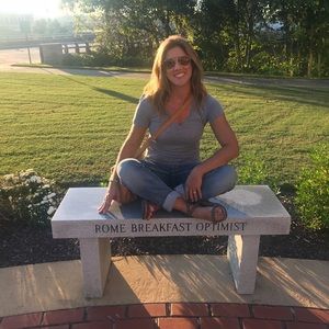 Meet your Posher, Brooke