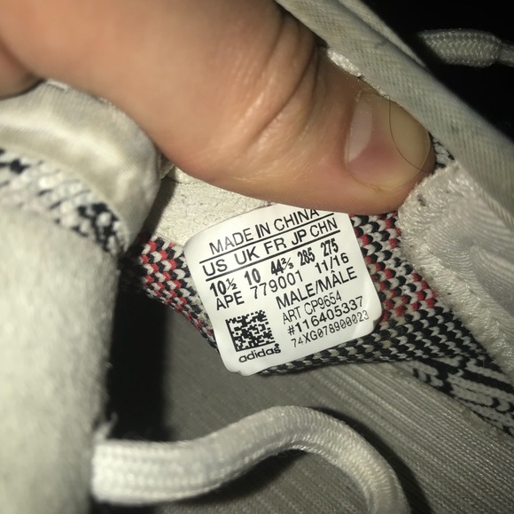 (PRICE NEGOTIABLE) Yeezy 350 V2 “Zebra” - Picture 6 of 6