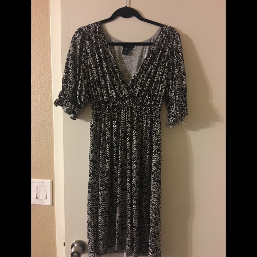 Black and white mid length dress