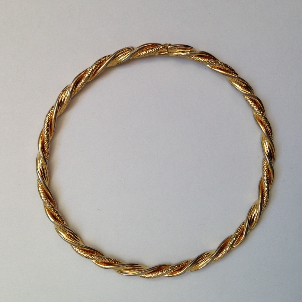 ❤ Vintage Twisted Gold-Plated Bracelet