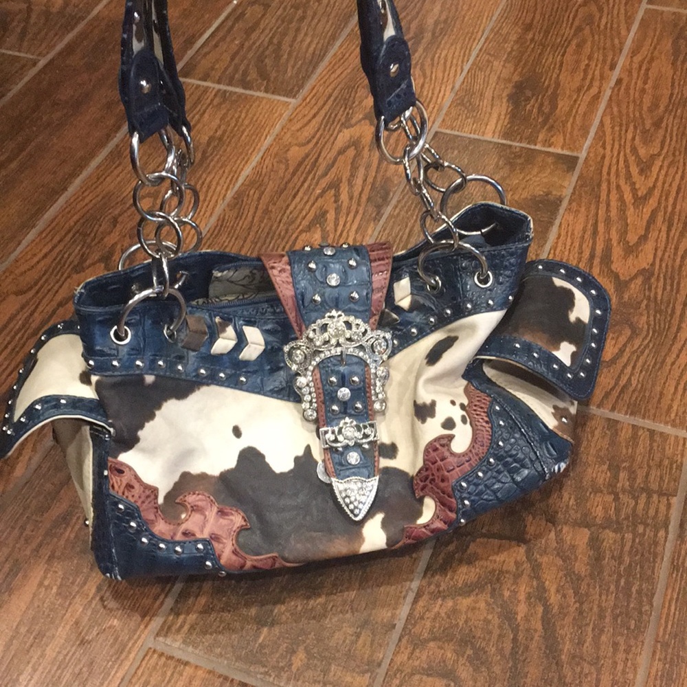 Gun Carrying Purse and Matching Wallet