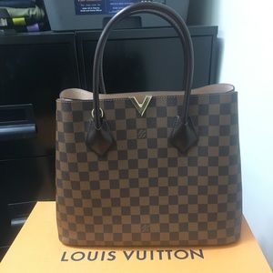 Louis Vuitton Purse