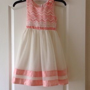 Girls dress