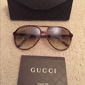 Authentic Gucci Aviator Sunglasses