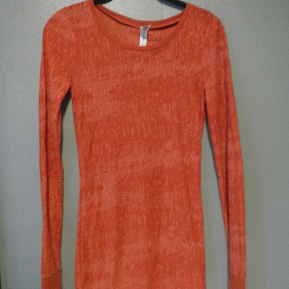 Burnt orange burnout long sleeve t-shirt