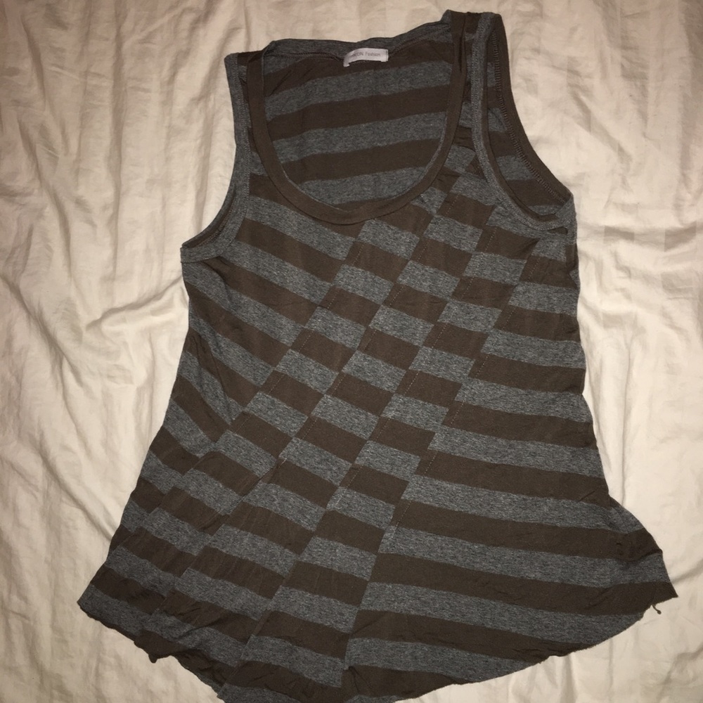 Pleated tank top by Rubicon Fashion