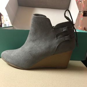 Maurice's cute shoes, brand new in box!