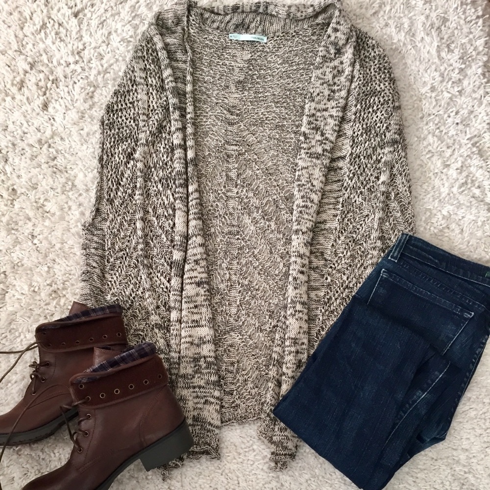 Cream & Black Sleeveless Cardigan/Crotchet vest