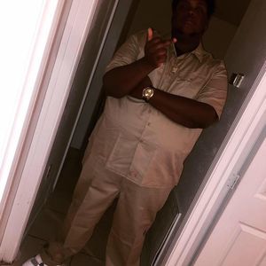 Meet your Posher, Ernest