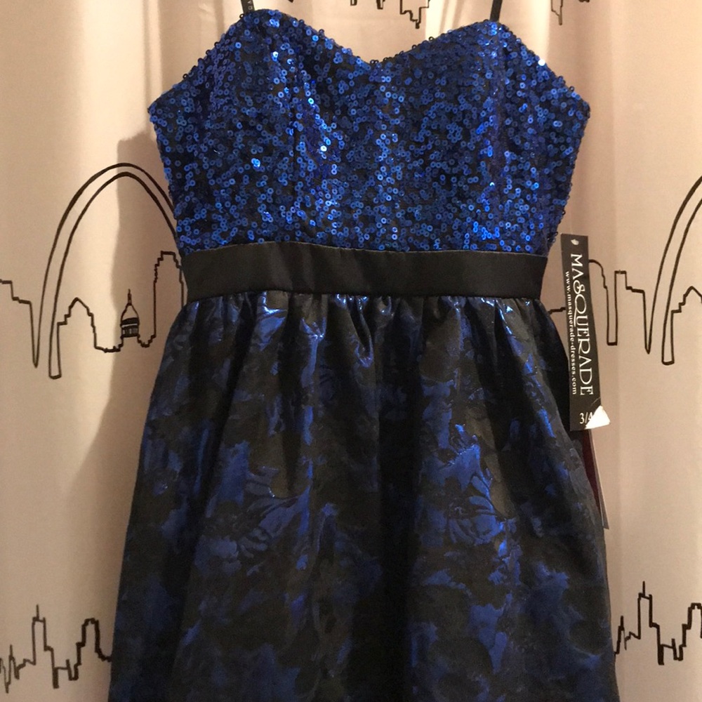 Black and Blue Homecoming dress!