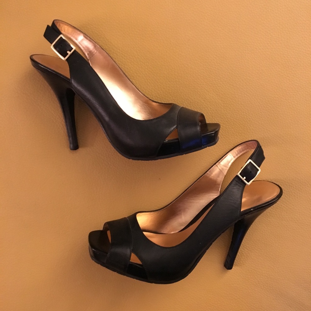 New JESSICA SIMPSON Black Peep Toe Pumps