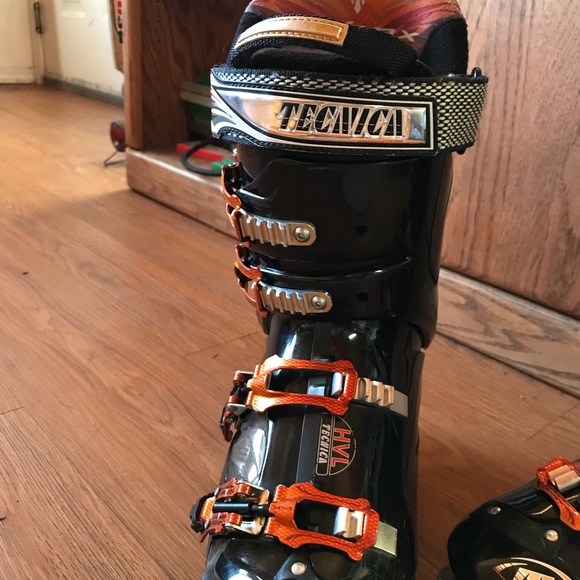 Tecnica Ski Boots