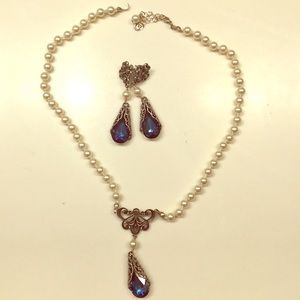 Vintage inspired necklace and earring set