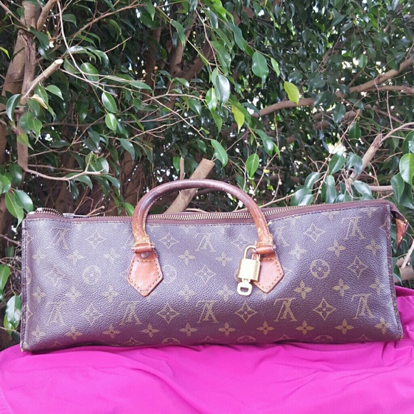 Louis Vuitton Handbags - Authentic Louis Vuitton Sac Tricot bag