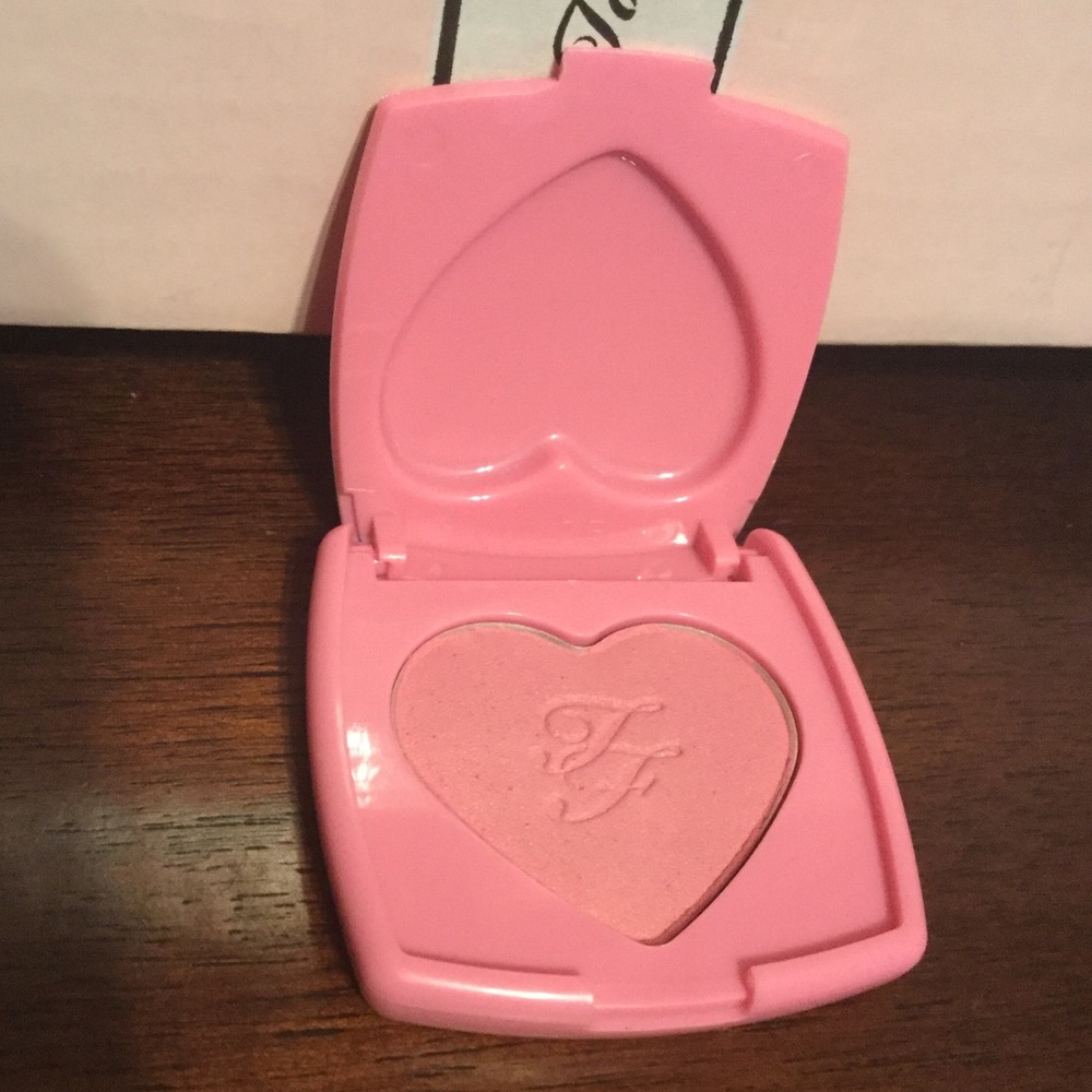 Too Faced Blush