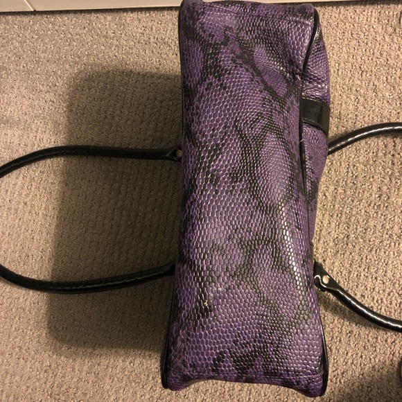 [Steve Madden] Purple snake skin bowling bag - Picture 4 of 4