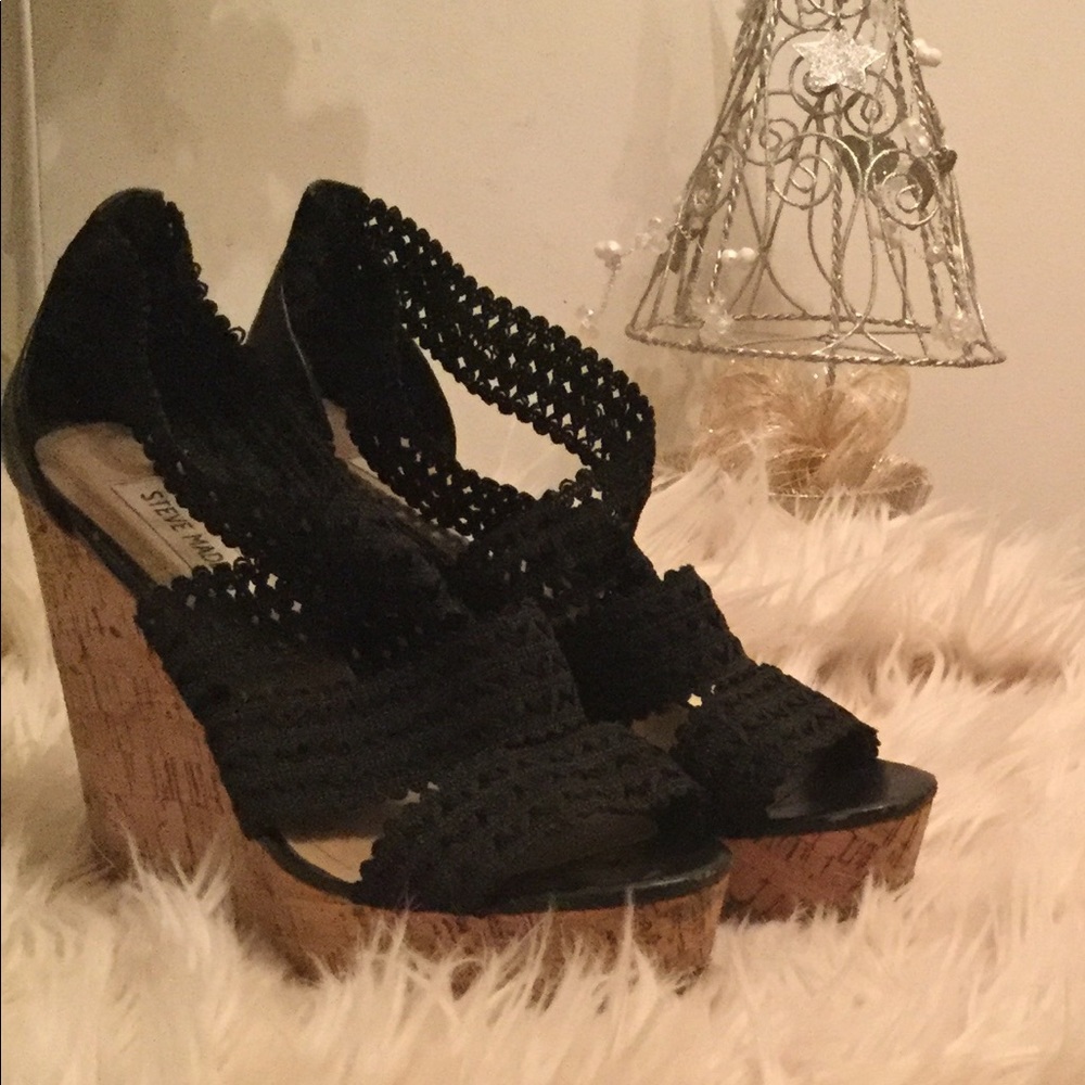 Wedge heels